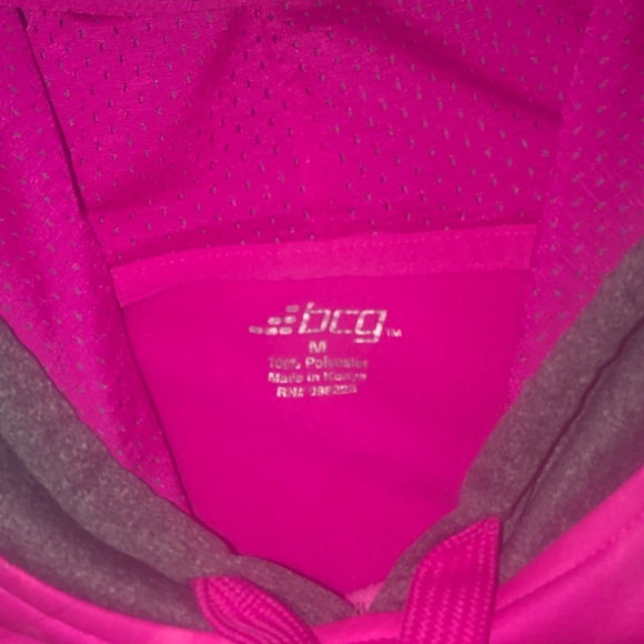 Active Wear - Picture 2 of 2